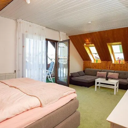 Ferienwohnung-anemone-mit-bergblick 아파트 *